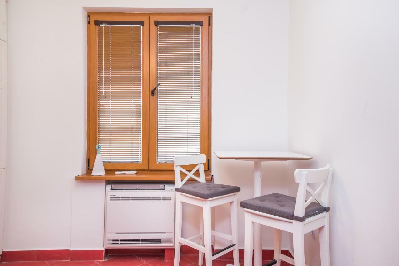 Designer & Luxurious, Business, One Bedroom Apartment In Top Central Sofia By Flat Mаnager المظهر الخارجي الصورة
