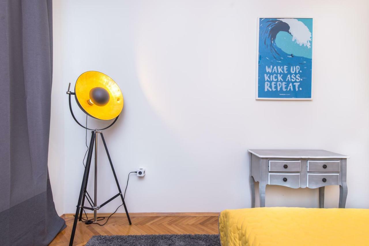 Designer & Luxurious, Business, One Bedroom Apartment In Top Central Sofia By Flat Mаnager المظهر الخارجي الصورة